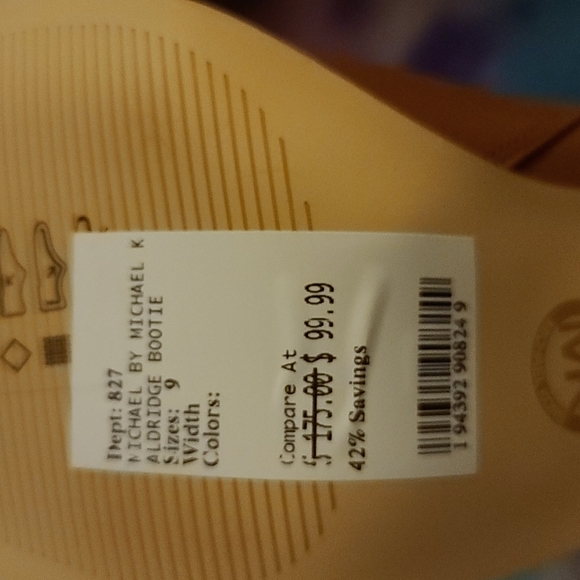 Micheal Kors Booties - Picture 16 of 16